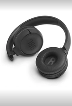 Load image into Gallery viewer, JBL Tune 500BT Powerful Bass Wireless On-Ear Headphones with Mic (Black)