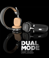 Load image into Gallery viewer, boAt Rockerz 600 Bluetooth Headphone with Luxurious Sound, Plush Earcushions, Foldable Ergonomic Design and Up to 20H Playtime (Black)